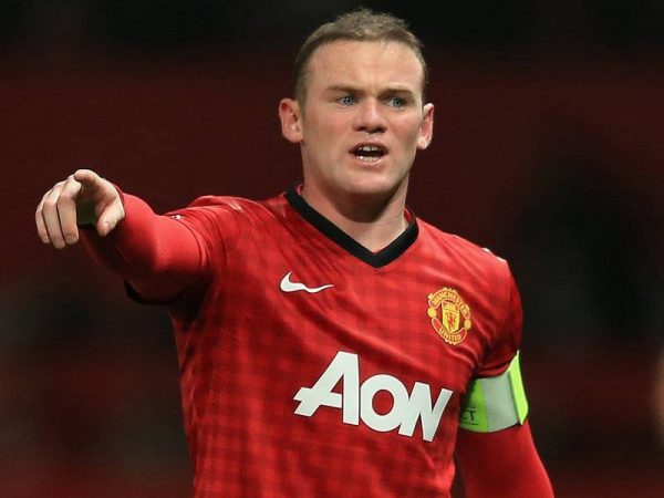 Rooney lên tiếng bênh vực Mourinho