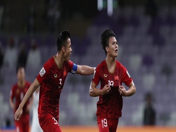  Việt Nam đánh bại Yemen 2 - 0 nhờ pha lập công của "Song Hải"
