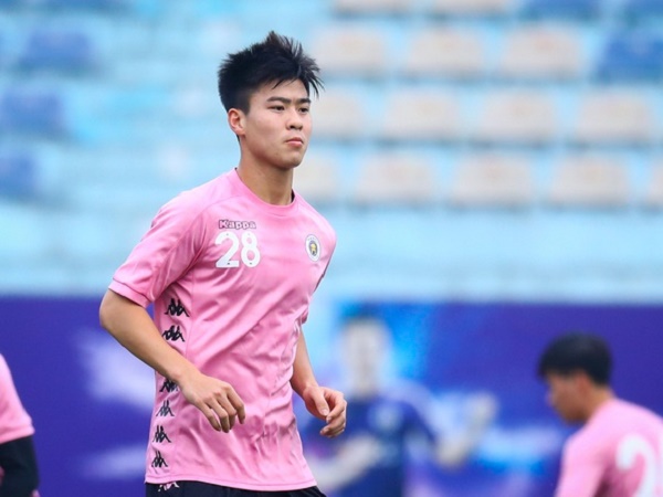Bóng đá Việt Nam sáng 2/3: Duy Mạnh chưa chắc chắn dự VL World Cup