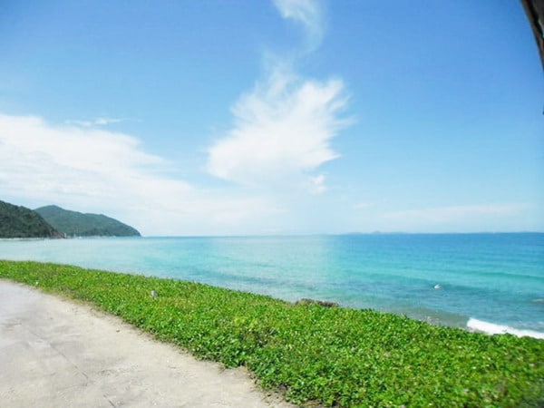 Bãi biển Quan Lạn - Đảo hoang sơ giữa vịnh Bắc Bộ