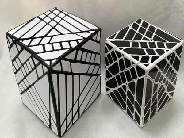 Ghost Cube – Khối “ma” siêu biến hình