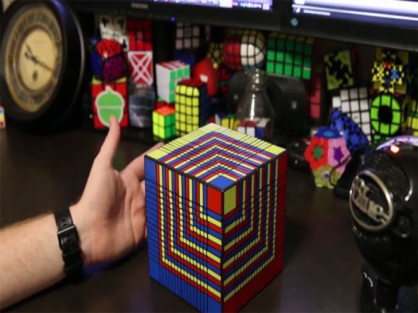 Điều gì khiến những khối Rubik này trở thành biểu tượng của trí tuệ?