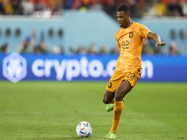 Phong cách thi đấu của Denzel Dumfries